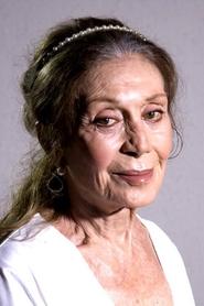 Yıldız Kenter portrait
