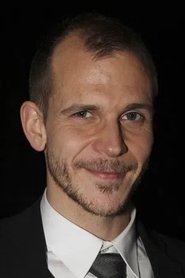 Gustaf Skarsgård portrait