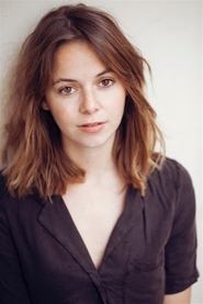 Enya Baroux portrait