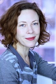 Veanne Cox portrait