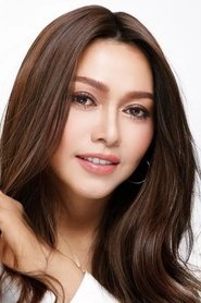 Vipavee Charoenpura portrait
