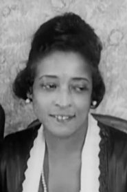 Flo Clements portrait