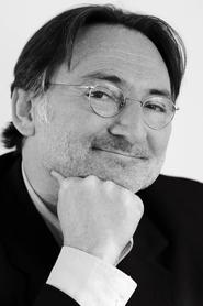 Julien Deris portrait