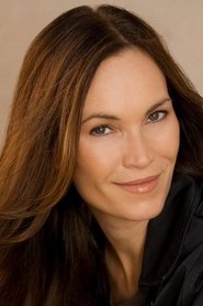 Lisa Stothard portrait