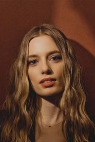 Anja Savcic portrait