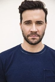 Gil McKinney portrait