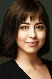 Melis Tamtaş portrait