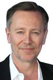 Peter Outerbridge portrait
