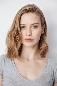 Camille Stopps portrait