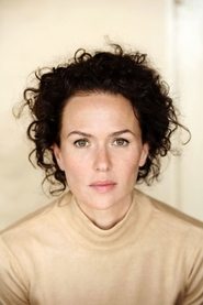 Melika Foroutan portrait