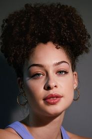 Liz Caribel Sierra portrait