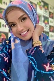 Faezah Elai portrait