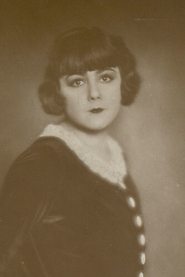 Lilly Flohr portrait