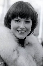 Irina Ponarovskaya portrait