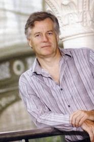 Ross MacGibbon portrait