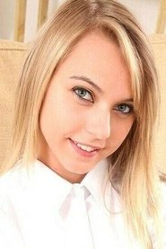 Chloey Toy portrait