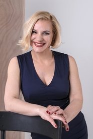 Karin Komljanec portrait