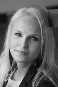 Anna-Elina Lyytikäinen portrait