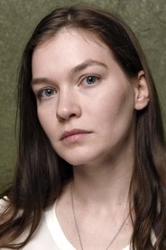 Hannah Gross portrait