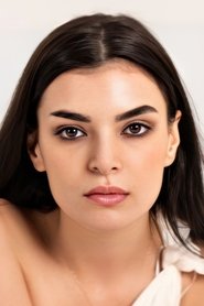 Esengül Aypek portrait