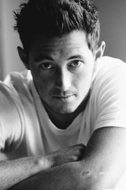 Riley Harper portrait