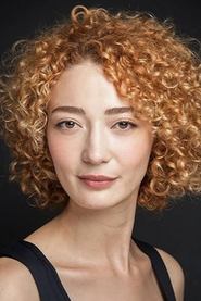 Özlem Öçalmaz portrait