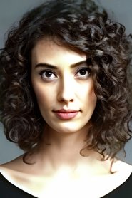 Zümre Ertürk portrait