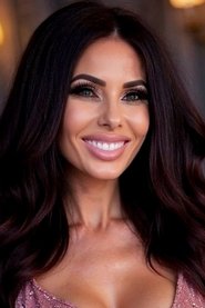 Larissa Lowthorp portrait