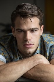 Tucker Des Lauriers portrait
