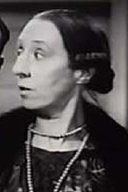 Sybil Brooke portrait