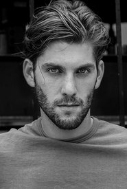 Max Curnin portrait