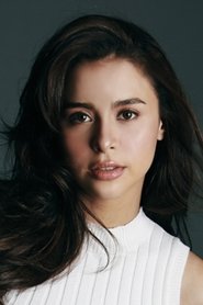 Yassi Pressman portrait