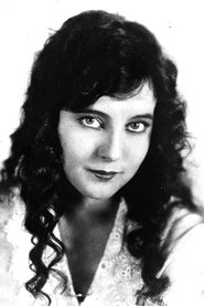 Lottie Pickford portrait