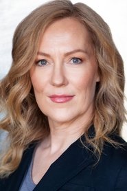 Rae Farrer portrait