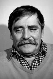 İhsan Yüce portrait