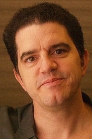 Aaron Schneider portrait