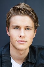 Logan Shroyer portrait