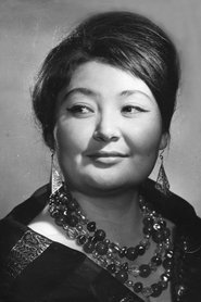 Lola Abdulkarimova portrait