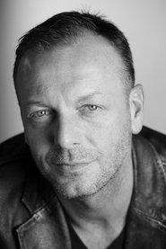 Hugo Speer portrait