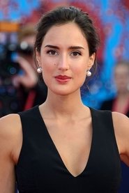 Sarah Kazemy portrait