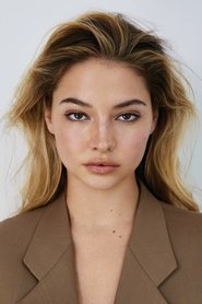 Madelyn Cline portrait