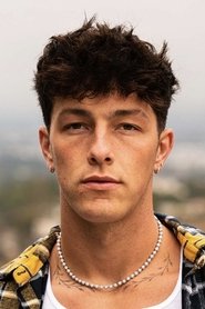 Tayler Holder portrait