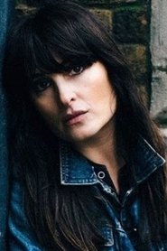 Lucie Barat portrait