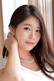 Meguri Fujiura portrait