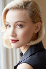 Sarah Gadon portrait