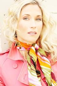 Amy Raasch portrait