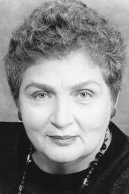 Lola Pashalinski portrait