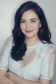 Bela Padilla portrait