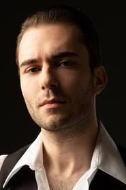 Tim Novotny portrait