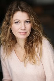 Juliette Meyniac portrait